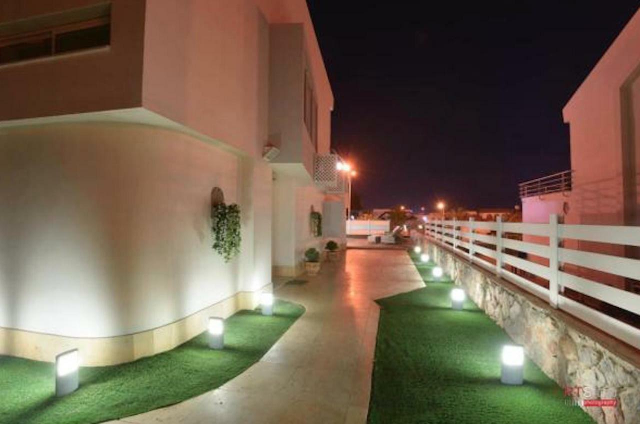 Villa With Heated Pool And Jacuzzi Sea View 300M Front Of The Beach Ейлат Екстер'єр фото
